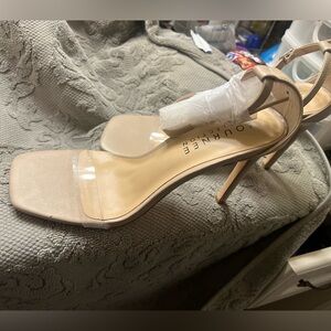 NWT heels